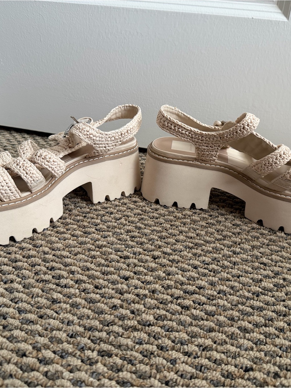 Dolce Vita Cream Woven Platform Sandal - Picture 7 of 8